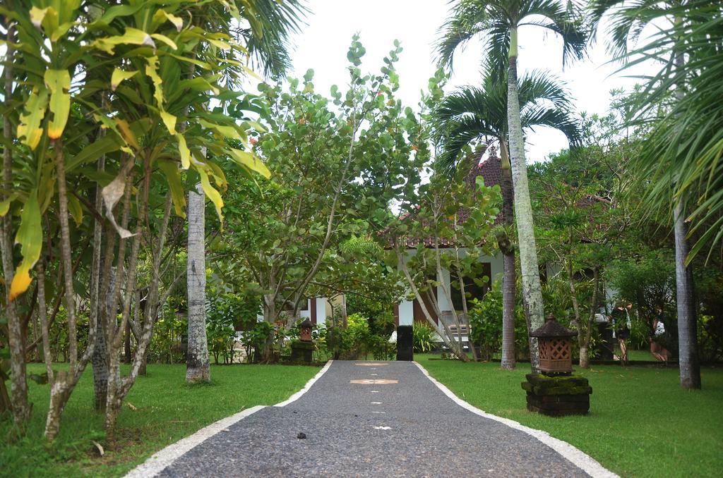 Medori Putih Homestay Улувату Екстер'єр фото