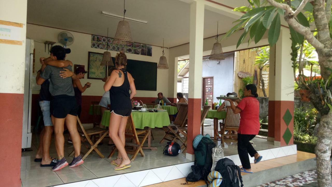 Medori Putih Homestay Улувату Екстер'єр фото