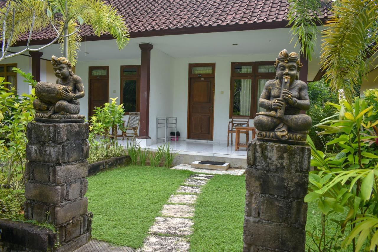 Medori Putih Homestay Улувату Екстер'єр фото