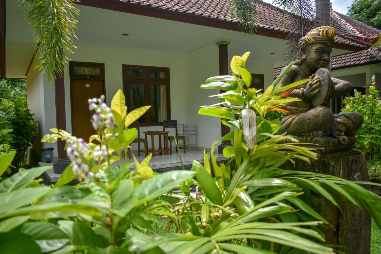 Medori Putih Homestay Улувату Екстер'єр фото