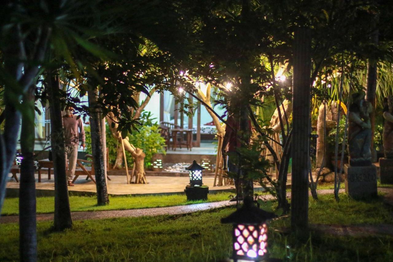 Medori Putih Homestay Улувату Екстер'єр фото
