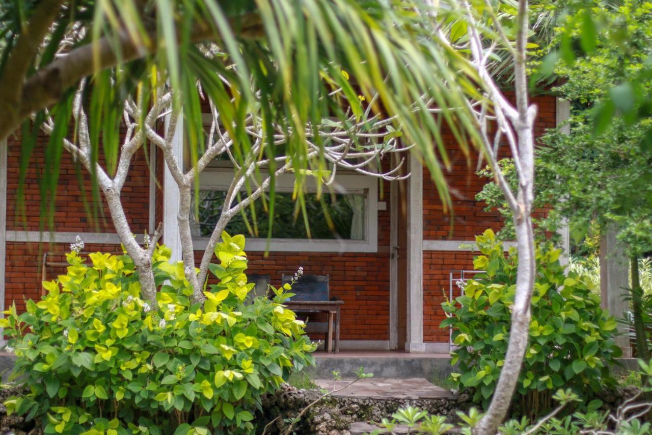 Medori Putih Homestay Улувату Екстер'єр фото