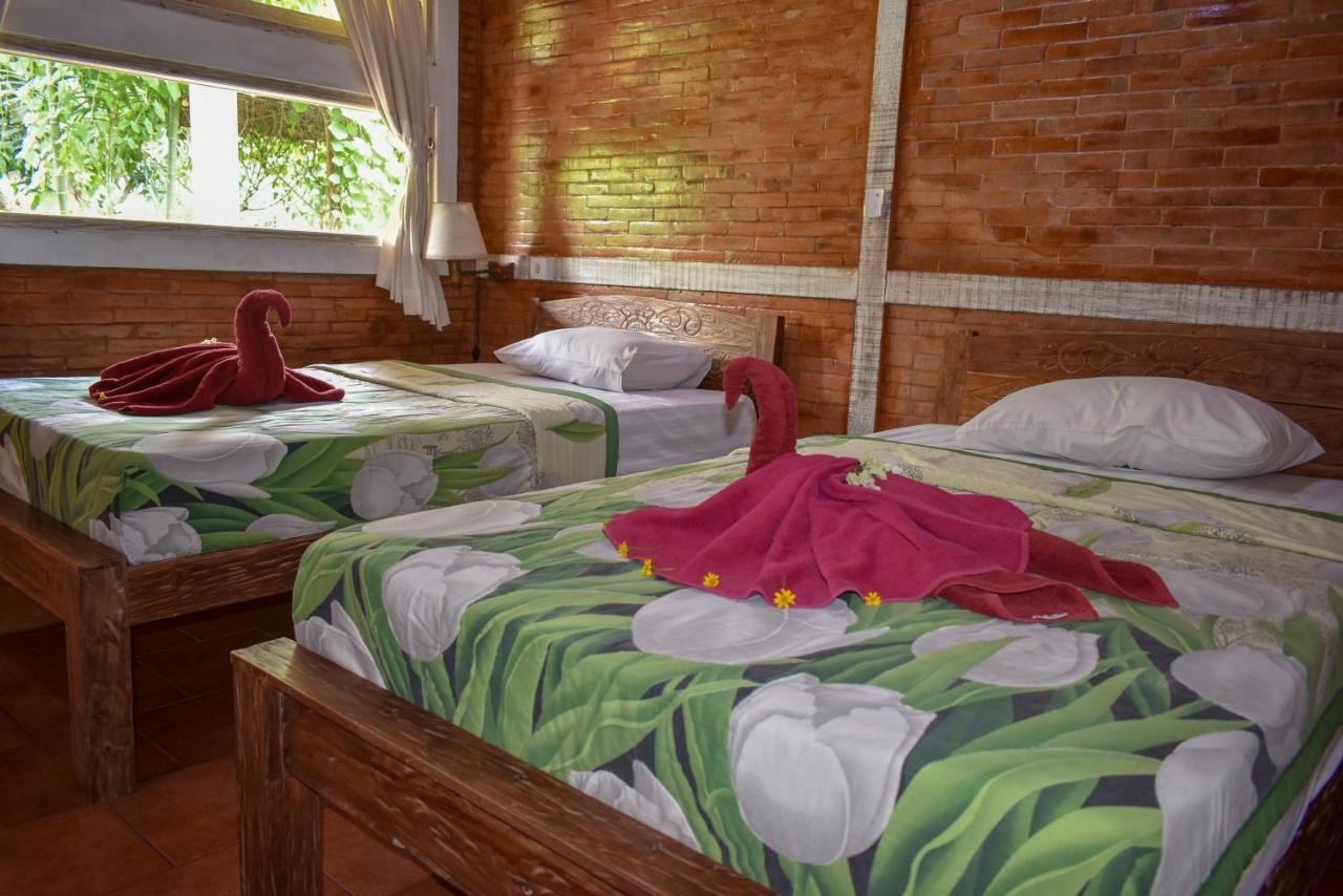 Medori Putih Homestay Улувату Екстер'єр фото