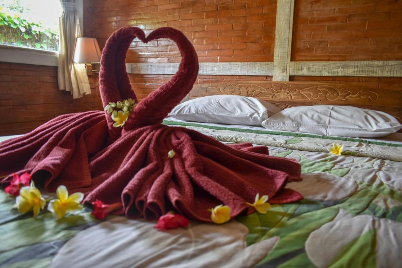 Medori Putih Homestay Улувату Екстер'єр фото