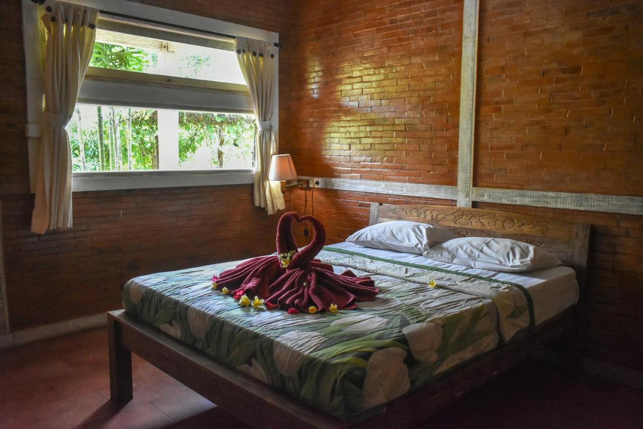 Medori Putih Homestay Улувату Екстер'єр фото